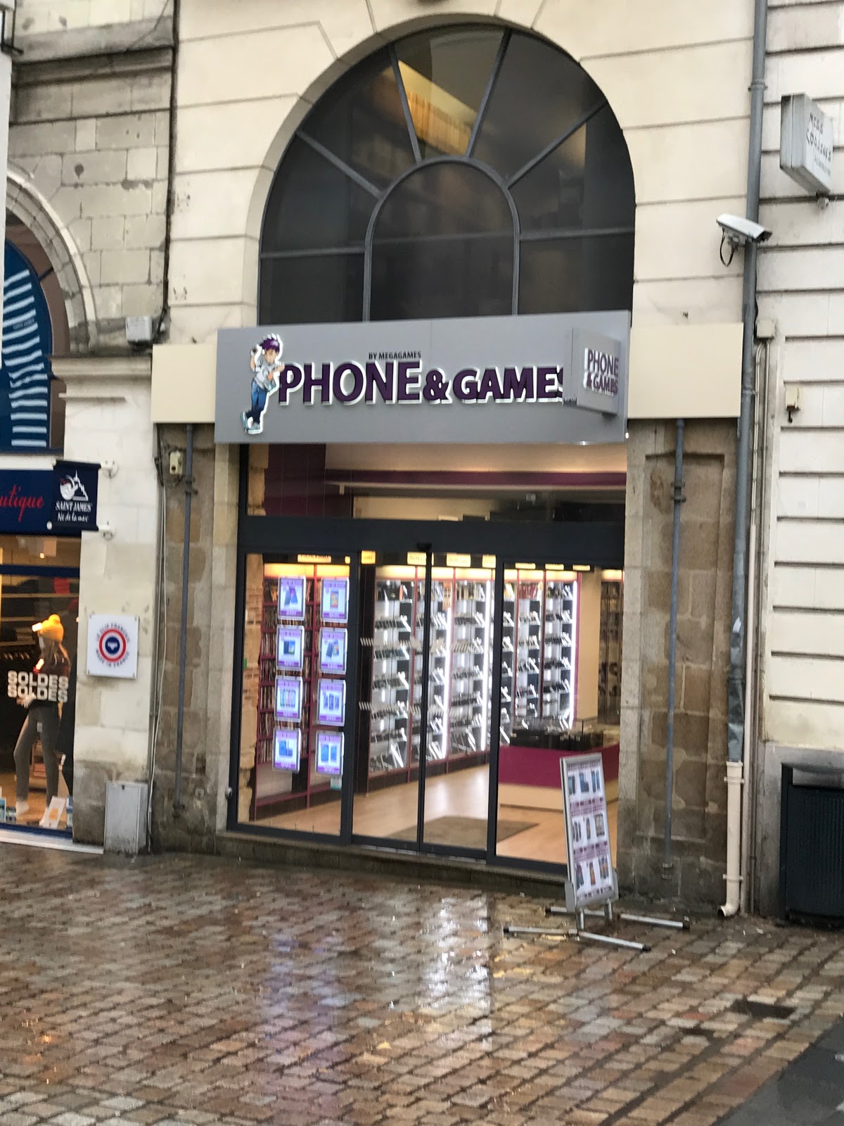 photo de la boutique de Phone and Games