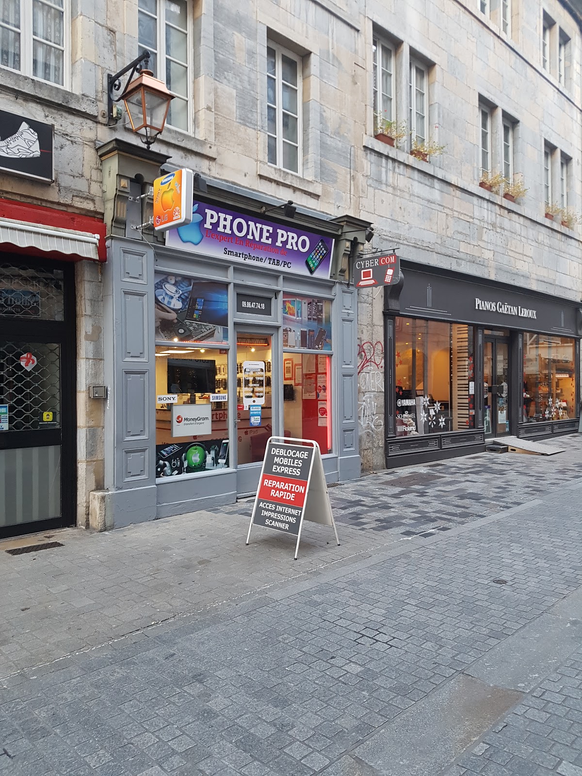 photo de la boutique de PHONE PRO Besançon.réparation téléphones,iPhone, Samsung,ordinateurs