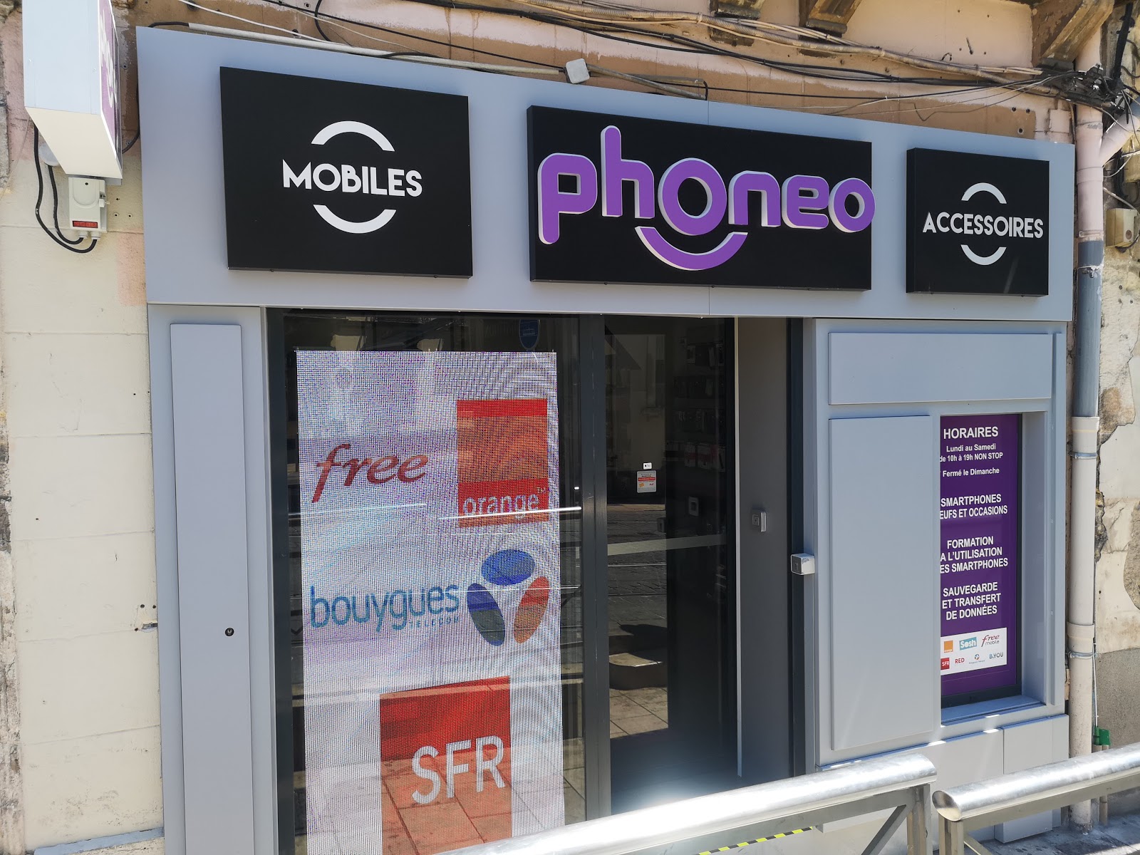 photo de la boutique de Phoneo Montpellier - Réparations et Ventes de Téléphones / Accessoires