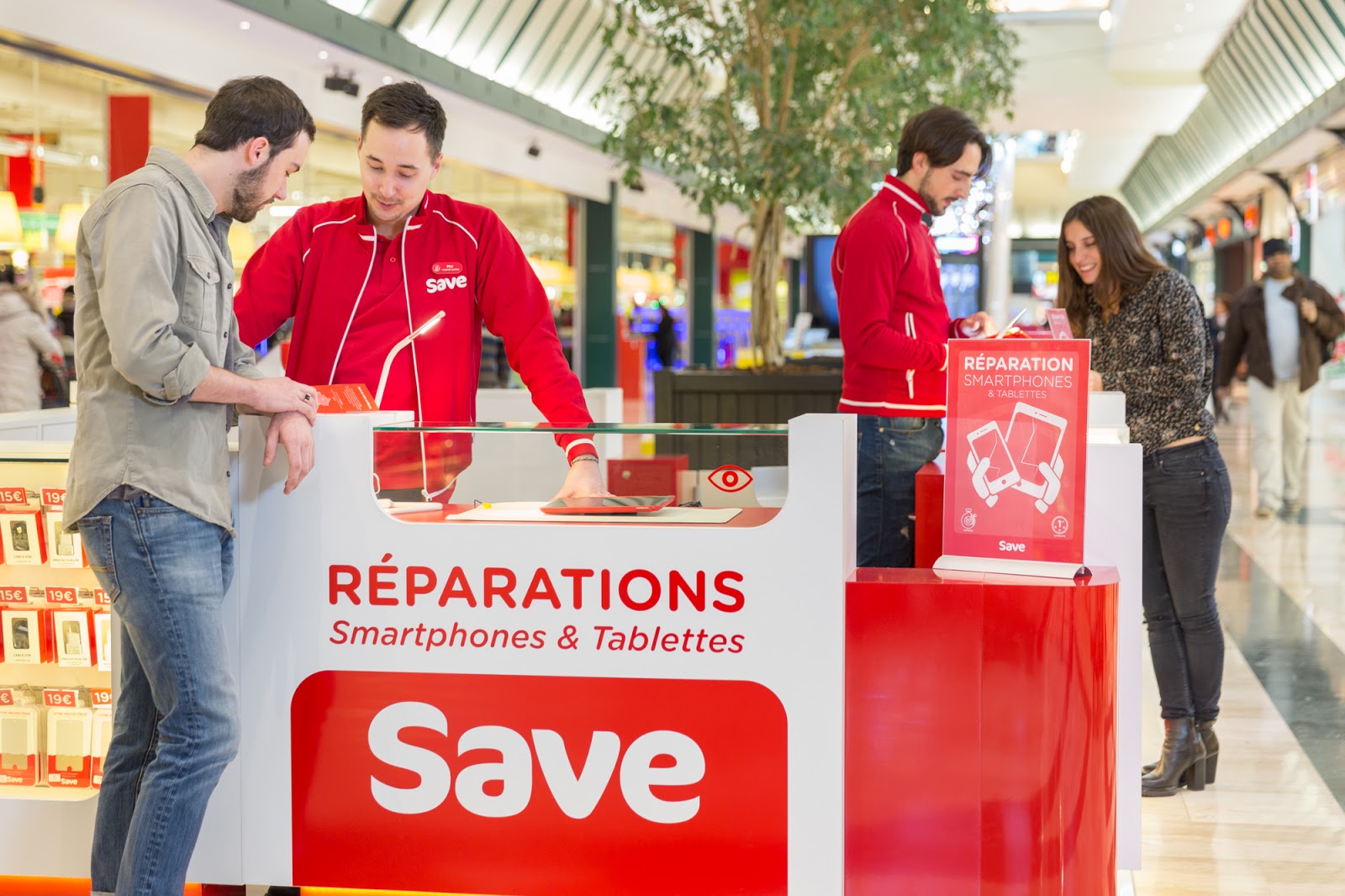 photo de la boutique de Save - Réparation / achat smartphones Saint Quentin
